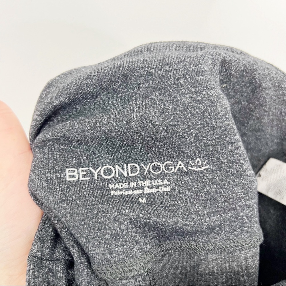 Beyond Yoga Supplex Double Up High Waist MIDI Leggings Size Medium - Picture 9 of 10